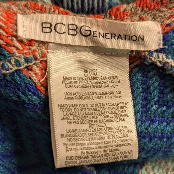 BCBGeneration Sweater Wrap One Size - Picture 10 of 10
